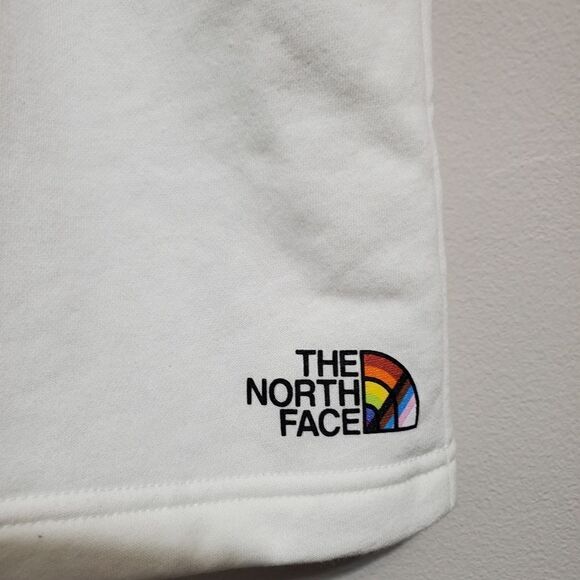 The North Face Mens Sz L Pride Never Stop shorts Drawstring white Unsex - Picture 3 of 9
